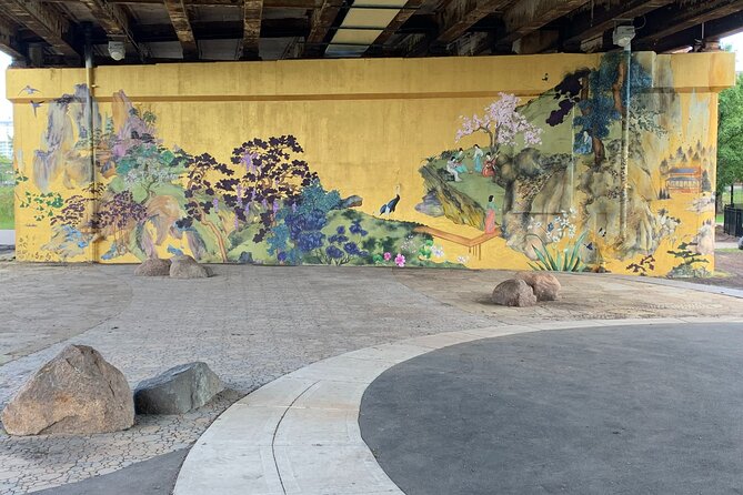2-Hour Chicago's Chinatown History and Culture Tour - Ping Tom Memorial Park: river walking trails and a smart exit