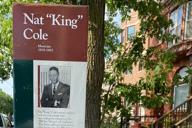 African American Heritage Tour of Chicago - Stop 2 in Hyde Park: Obama home area plus a museum stop