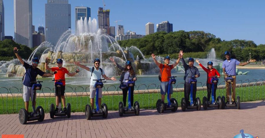 Amazing Lakefront Segway Tour of Chicago - Millennium Park to Grant Park: where the landmarks make sense