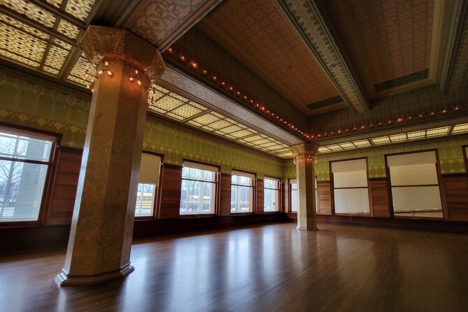 Art Institute of Chicago Private Expert Guided Tour - Who this tour suits best in Chicago