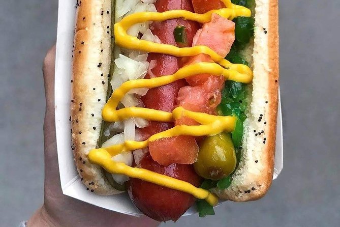 Bikes, Bites & Views: Chicago's Signature Dishes Bike Tour-Adults - City storytelling that makes the stops make sense, with guides like Joe and Fran