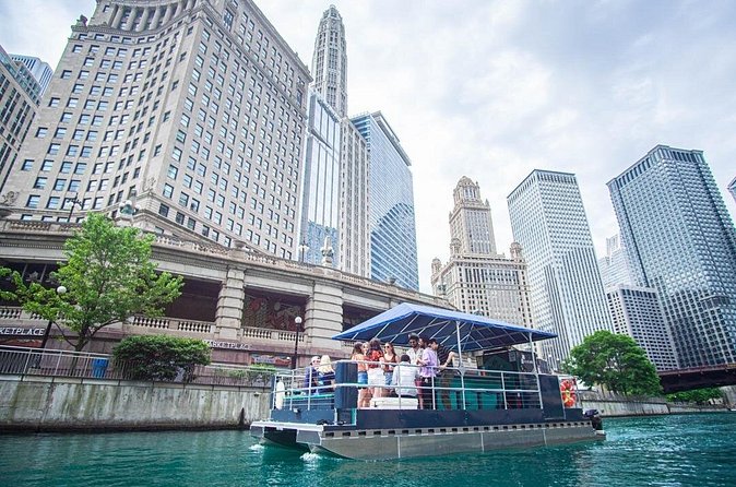 BYOB Chicago River Guided History Tour - The 2-Hour Route: How Each Stop Builds the Story
