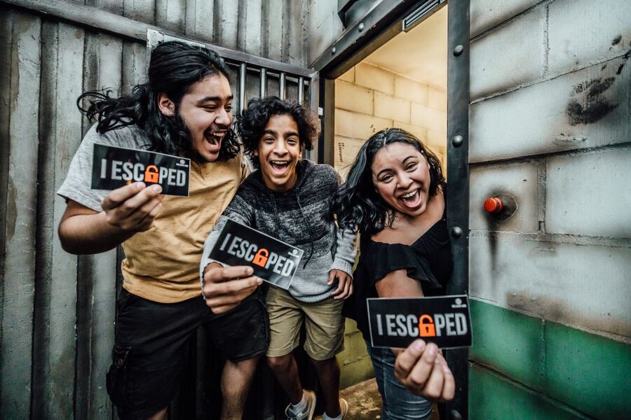 Chicago: 1-Hour Escape Room Adventure - The Pre-Game Moment: Your Game Guide Keeps You on Track