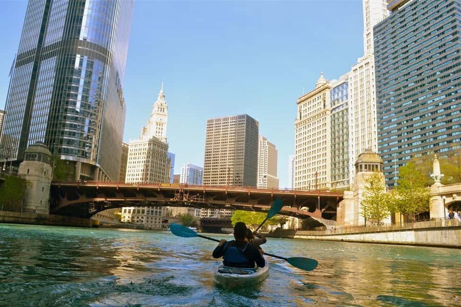 Chicago: 2-Hour Downtown Kayak Rental - Why Downtown Chicago River Kayaking Feels Like the Best Short Trip
