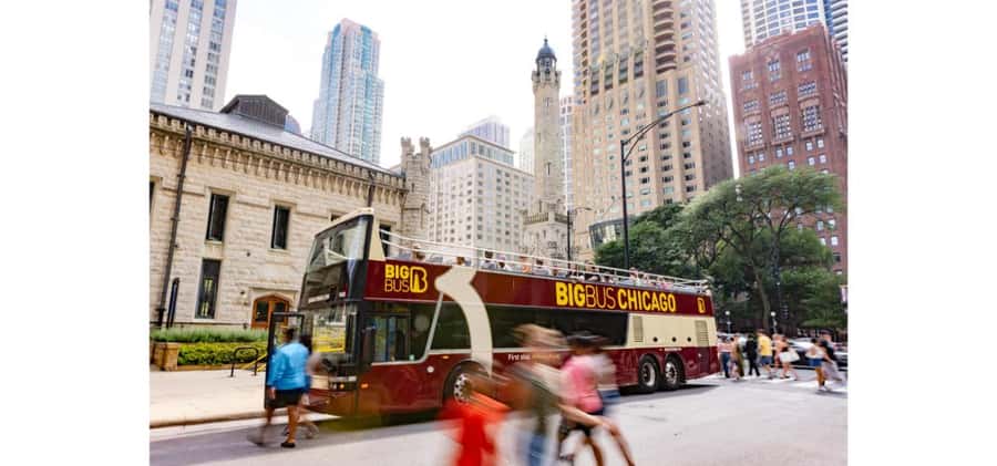 Chicago: 360 CHICAGO & Hop-on Hop-off Bus Tour (Save 20%) - Audio, earbuds, and the Big Bus app: how to stay oriented