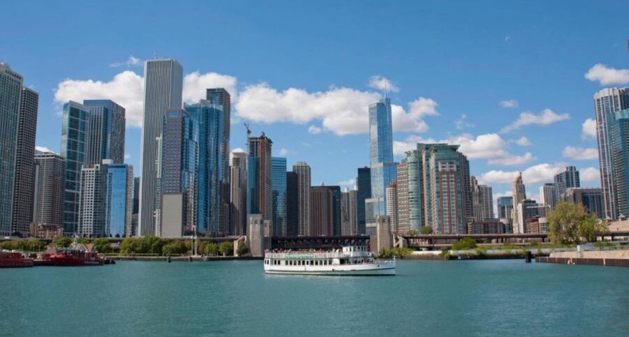 Chicago: Architecture Center Cruise on Chicago's First Lady - Should you book this Chicago Architecture Center cruise?