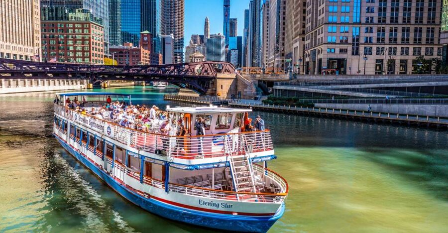 Chicago: Architecture River Cruise Skip-the-Ticket Line - Skip the Ticket Desk, Get to the Water Fast