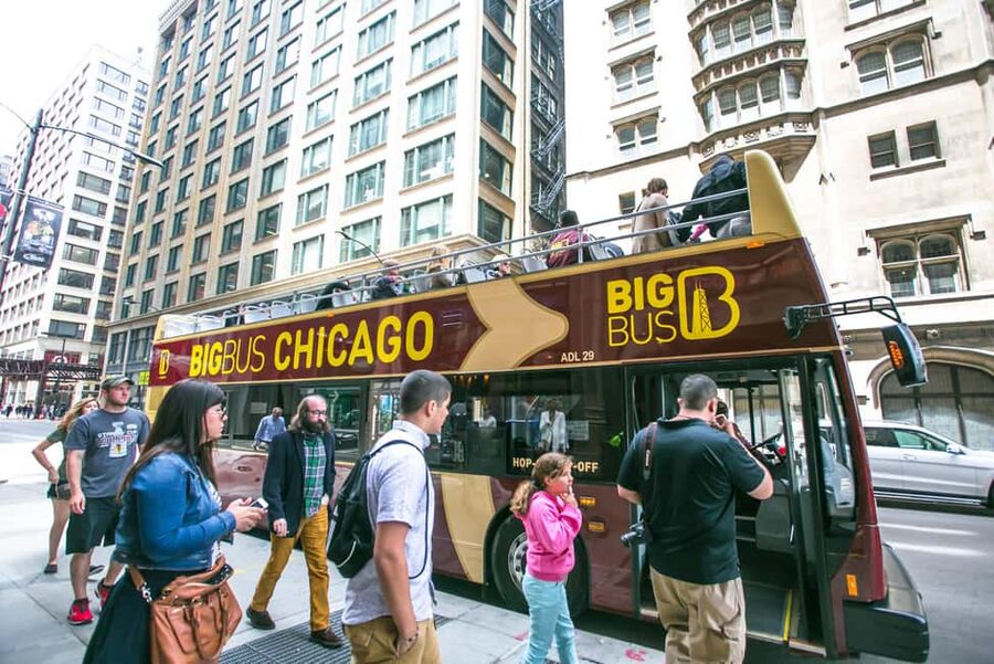 Chicago: Architecture River Tour and Hop-on Hop-off Bus Tour - Why This Two-Day Bundle Makes Sense for First-Timers