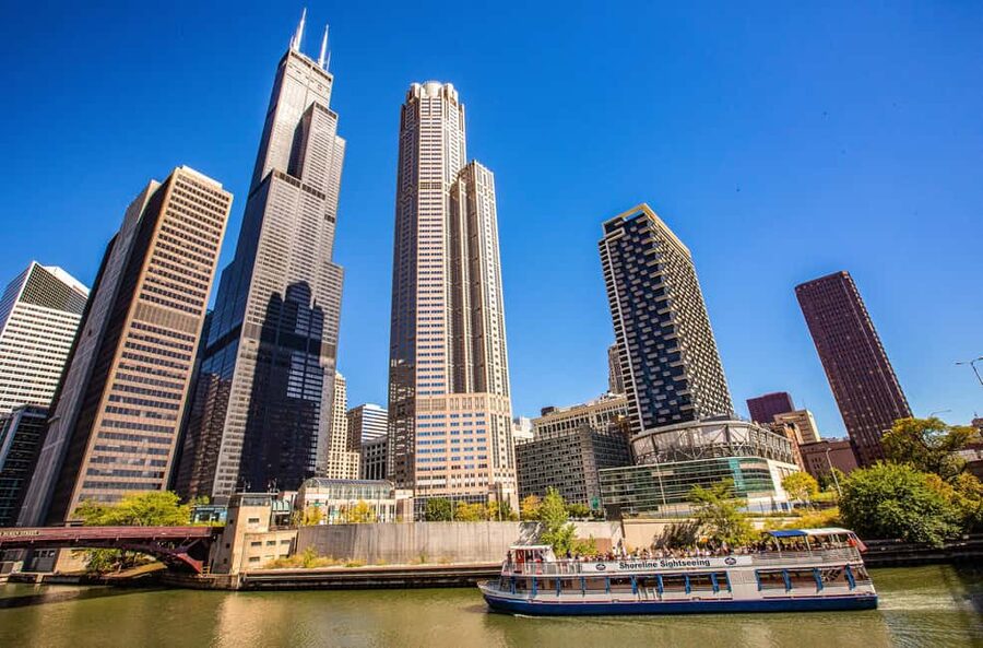 Chicago: Architecture River Tour and Hop-on Hop-off Bus Tour - Two Different Meeting Points, One Common Mistake