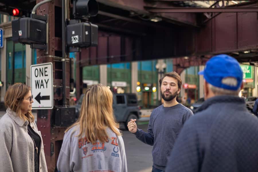 Chicago: Architecture & True Crime History - Key Things You’ll Notice on This Chicago Tour