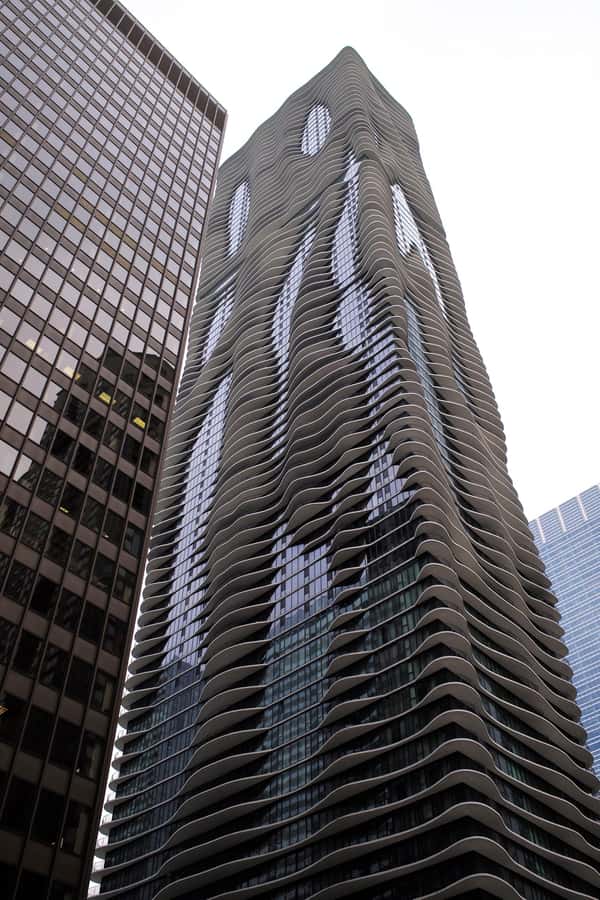Chicago: Art of a City, Downtown Chicago Guided Walking Tour - The architecture and history connection, without the textbook feel