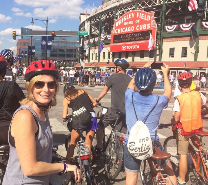 Chicago: Bikes, Bites, and Views Biking Tour - Adults - Getting there and what to wear so you do not waste energy on logistics