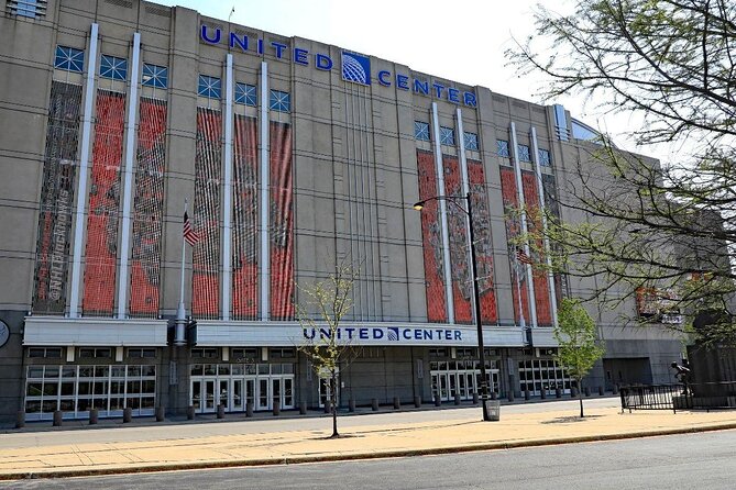 Chicago Blackhawks Ice Hockey Game Ticket at United Center - Key Takeaways Before You Go