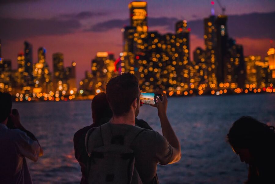 Chicago by Night River and Lake Cruise - Meeting The River: Finding First Lady at Michigan Avenue