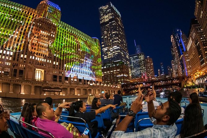 Chicago By Night River & Lake Cruise - Comfort Tips That Matter on a Boat at Night