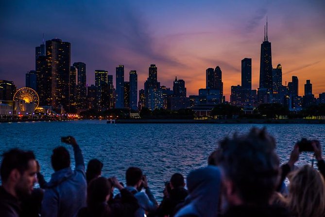 Chicago By Night River & Lake Cruise - Where You Meet at 112 E Wacker Dr and How to Arrive Calm