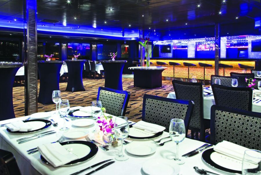 Chicago: Christmas Eve Lake Michigan Gourmet Dinner Cruise - How The DJ Changes The Mood During A Winter Dinner Cruise