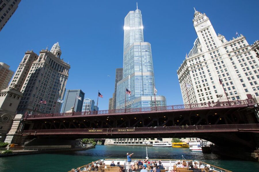 Chicago: City Minibus Tour with Optional Architecture Cruise - Millennium Park and the Bean, then Wacker Drive’s river show
