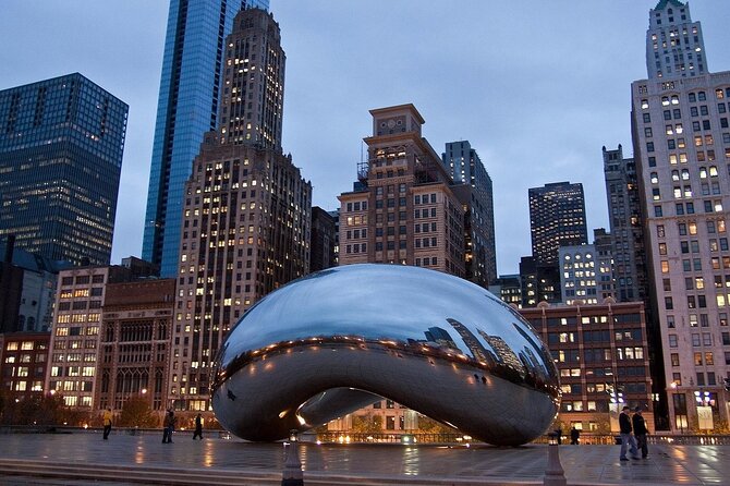 Chicago City Tours - Wrigley Field and Lincoln Park: sports legend plus a free zoo break