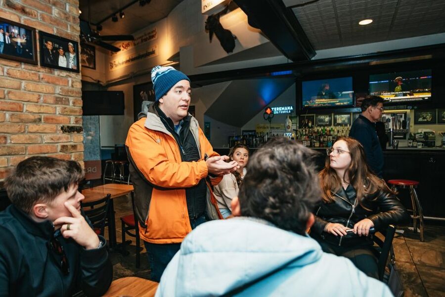Chicago: Classic Food & Walking Tour with Free Bike or Kayak - The Free 2-Hour Bike or Kayak Add-On That Makes This Stand Out