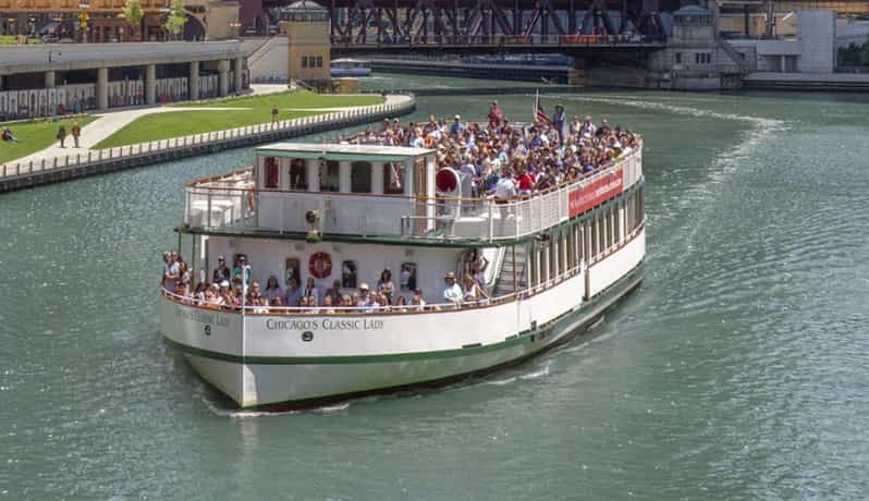 Chicago: First Lady River Cruise & Architecture Center Combo - The boat setup: guaranteed deck seating, indoor comfort, and snack breaks