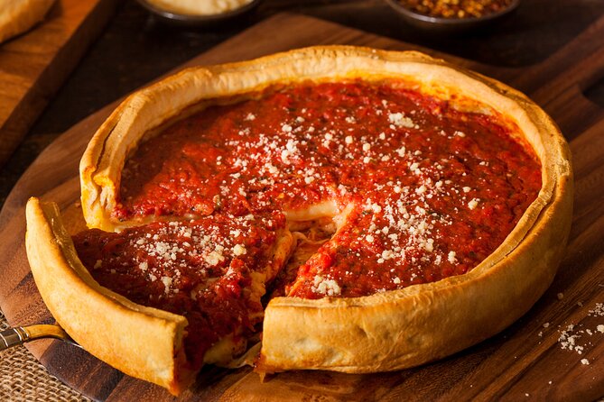 Chicago Food and Culture Walking Tour - Stop 3: Pizzeria Uno and Deep Dish Origins Since 1943