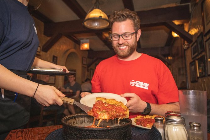 Chicago Food Tour: Taste the City’s Most Iconic Eats - Guide style matters, and here it clearly does