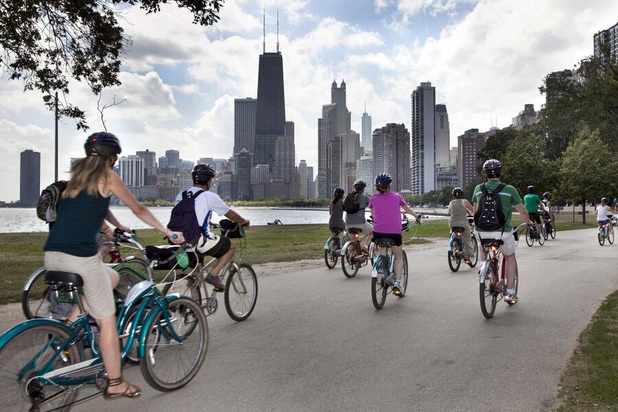Chicago: Full-Day or Half-Day Bike Rental - Southbound landmarks: Navy Pier, Millennium Park, Grant Park