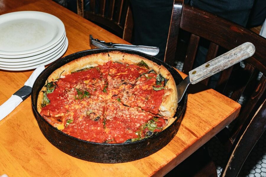 Chicago: Gangsters and Food Tasting Walking Tour - Price, value, and what you get for $81