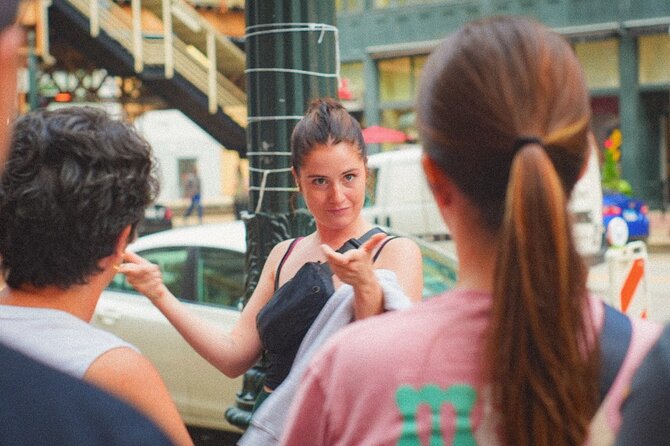 Chicago Gangsters and Ghosts Luxury Minibus Tour - Why Prohibition-era crime and ghost stories work on a bus