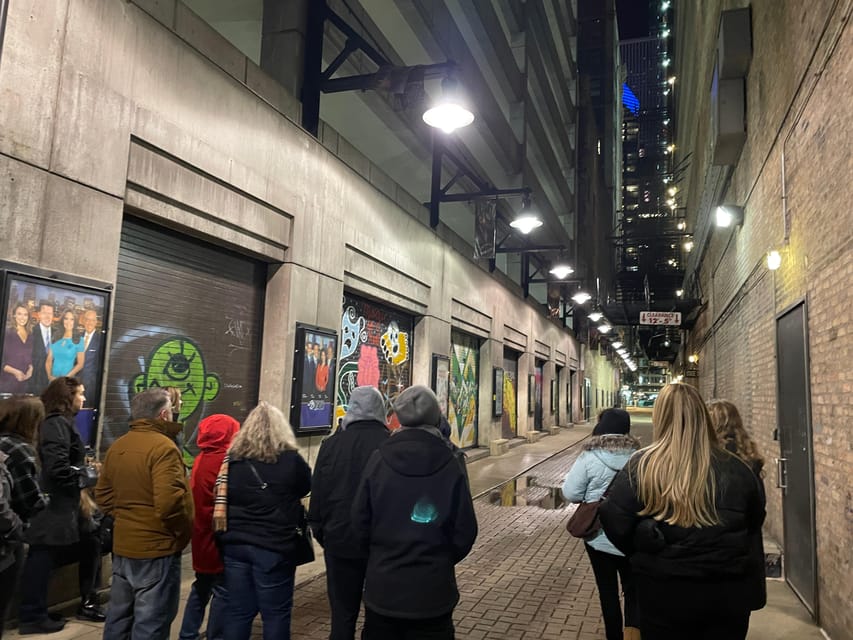 Chicago: Ghost Bus Tour of Haunted Locations - The Nederlander Theatre and Death Alley from the Iroquois Fire