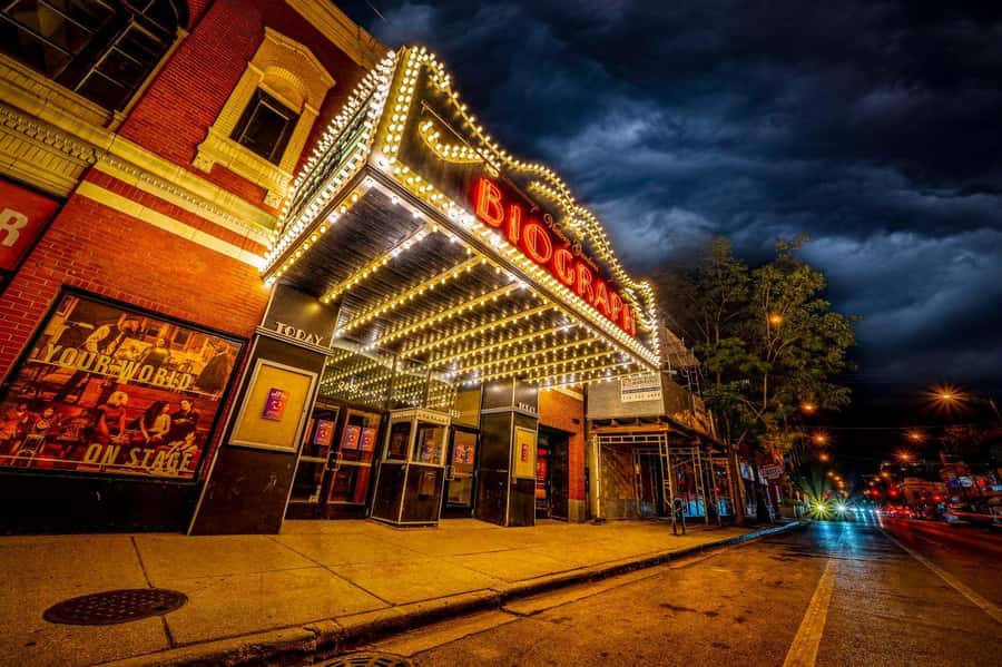 Chicago: Ghosts & Hauntings of the Windy City Walking Tour - Mobsters and Serial Killer Legends: How the Storyline Lands on a Real Street