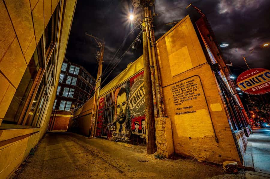 Chicago: Ghosts & Hauntings of the Windy City Walking Tour - Route Highlights You Can Plan Around: Oz Park, Golden Dagger, Alphawood Foundation, Red Lion Pub