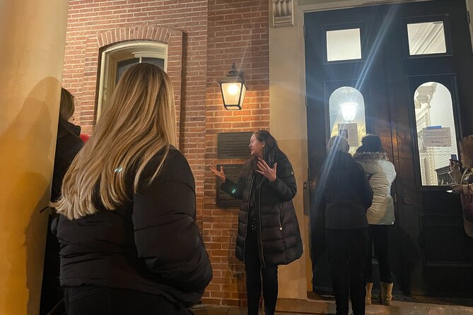 Chicago Hauntings Original Ghost Bus Tour - Couch Mausoleum: who might be buried there