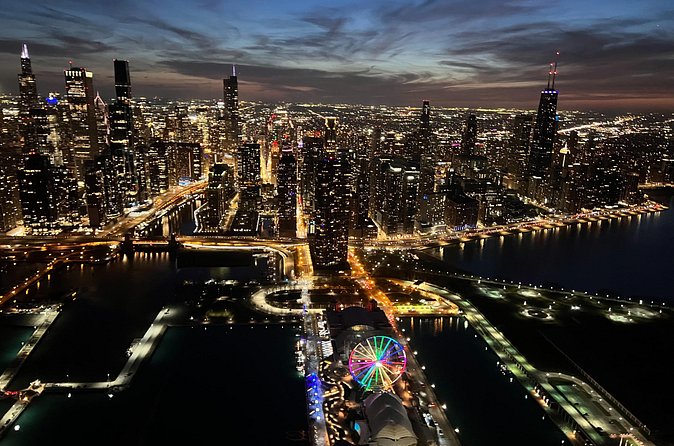Chicago Helicopter 25-Mile Tour for up to Three Passengers - Mobile ticket, language, and practical on-the-day basics