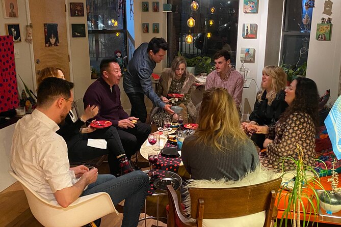 Chicago Hidden Gem: Mid-Century Cocktail Bars Walking Tour - Key things you will notice on this tour