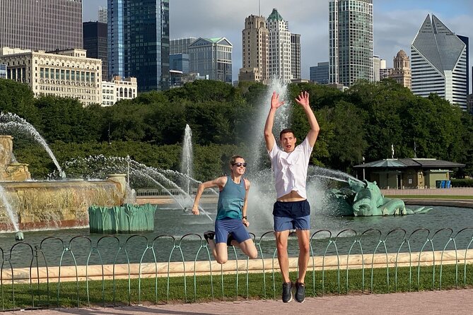Chicago Highlights Running Tour - Crossing the Chicago River: gangster to marine-disaster stories