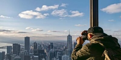 Chicago Highlights Walking Tour with Skydeck & Cruise