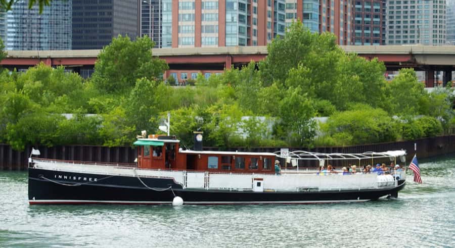 Chicago: Historic Architecture Chicago River Small Boat Tour - The historic-style portion: Art Deco, Neo Classical, Gothic up close