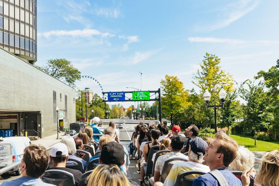 Chicago: Hop-on Hop-off Sightseeing Tour by Open-top Bus - When stops are closed and your route gets interrupted