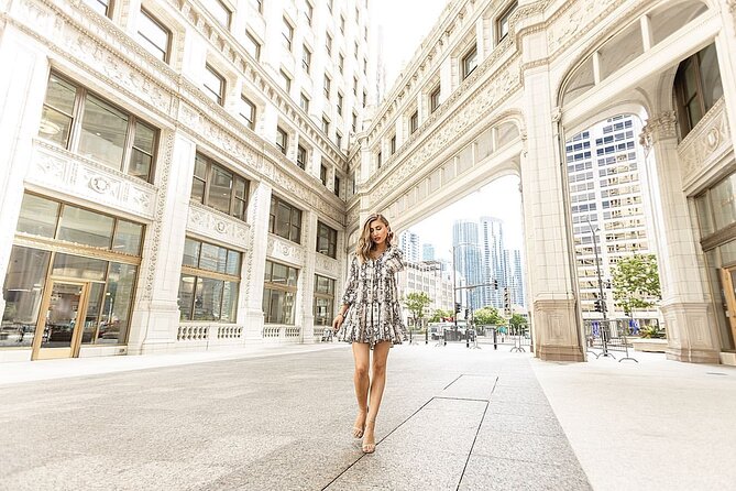 ️ Chicago Instagram Walking Tour (Private & All- Inclusive) - Pioneer Court and the river junction, a calmer pause for story shots
