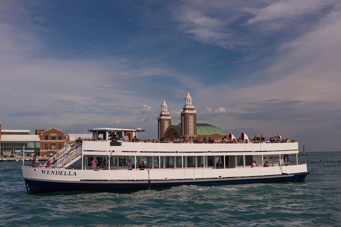 Chicago Lake and River Architecture Tour - Price and value: is $45 a smart use of a short trip?