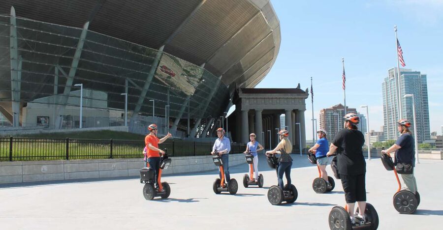 Chicago: Lakefront and Museum Campus Segway Tour - Getting Started at Columbus Drive and Monroe Street (and What to Look For)