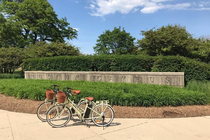 Chicago Lakefront Electric Bike Tour - Adler Planetarium Skyline Photos: Where the City Looks Its Best