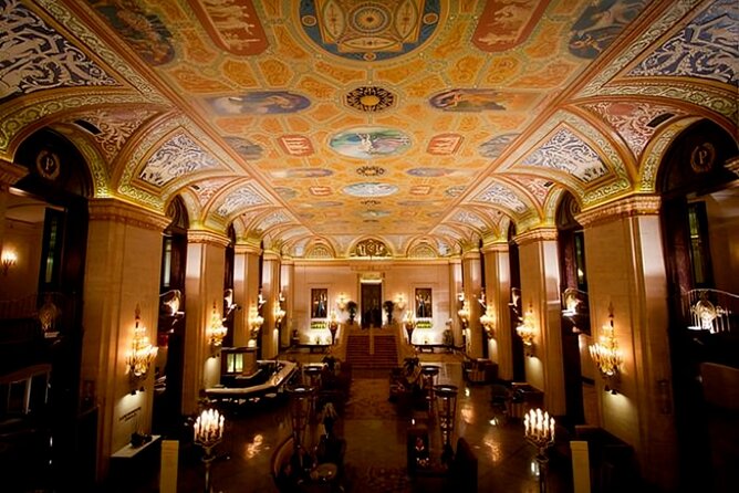 Chicago Loop Private Walking Tour with a Guide - Private guide, multi-language support, and customization that can save you time