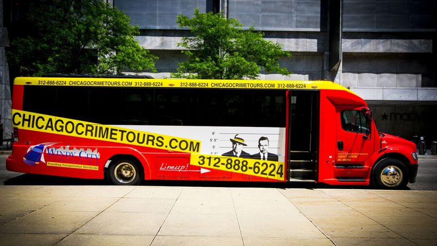 Chicago: Mob and Crime Bus Tour - From Water Tower area to the Magnificent Mile skyline