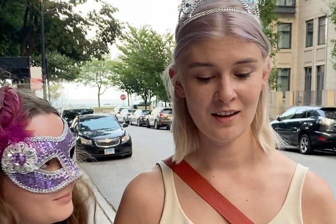 Chicago Murder Mystery Tour - The Magnificent Mile walk: clues in plain sight