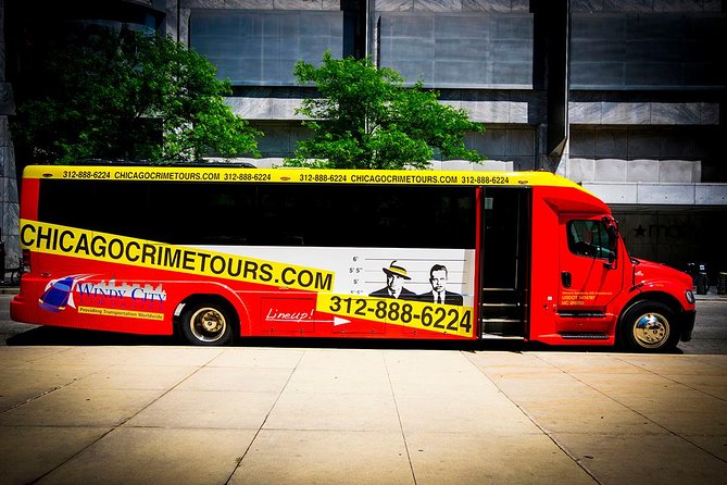 Chicago Night Crimes Tour by Bus - Meeting Point and the 7:30 pm start that sets the tone