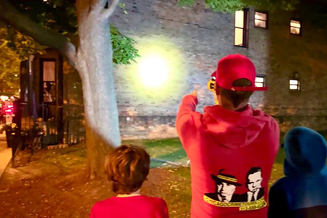 Chicago Night Crimes Tour by Bus - Finish back at the Water Tower, with a chance to keep exploring