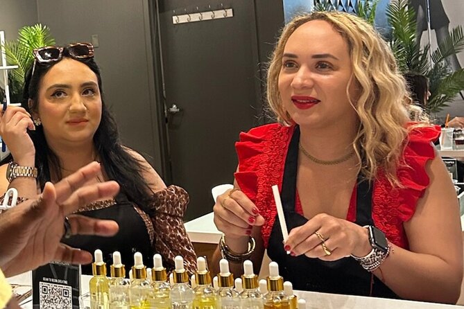 Chicago Perfume Making Classes on Magnificent Mile - Your 75 Minutes of Blending and Bottling